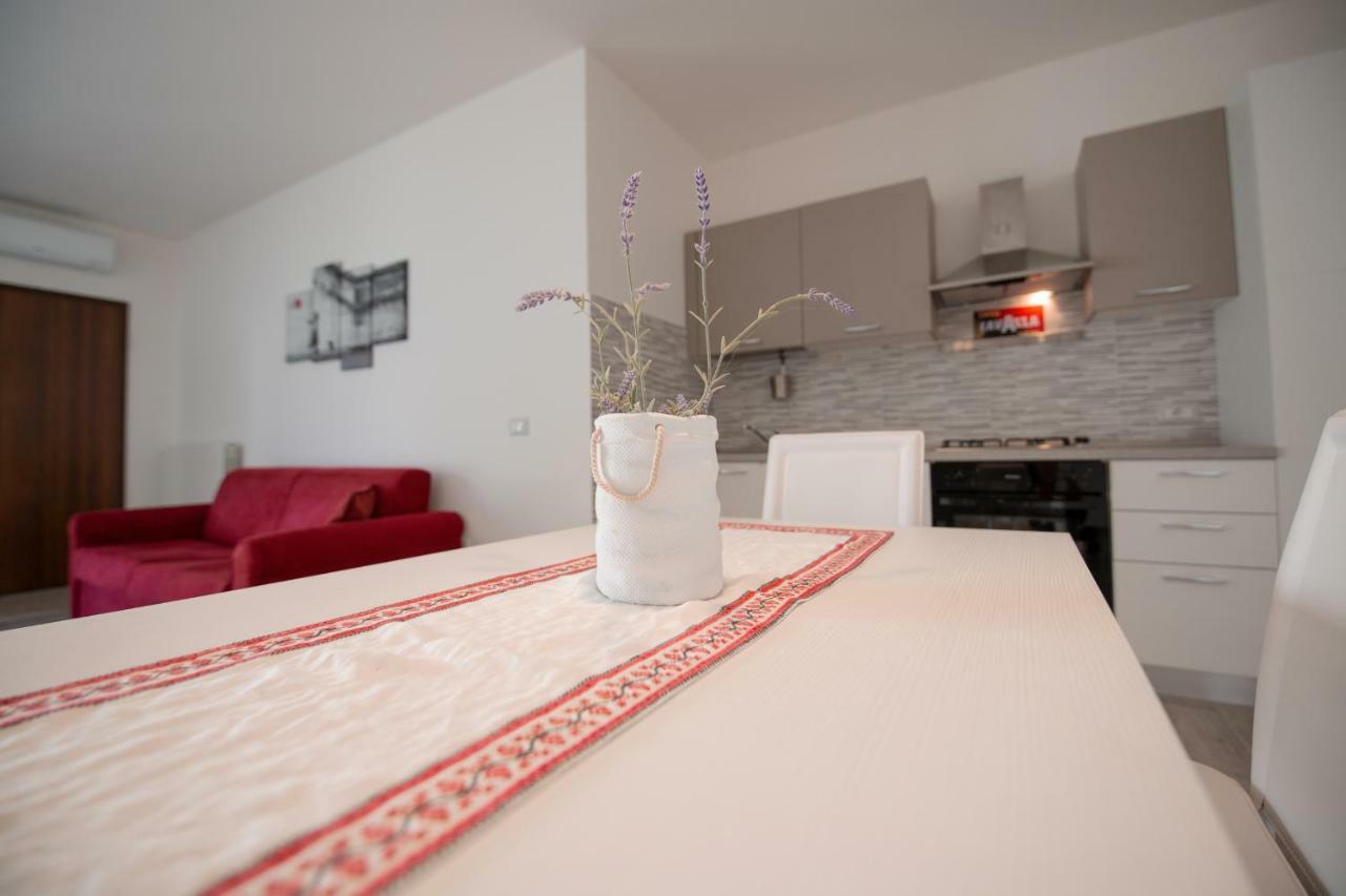 Apartment Bolsena Casa Vacanze Bagian luar foto